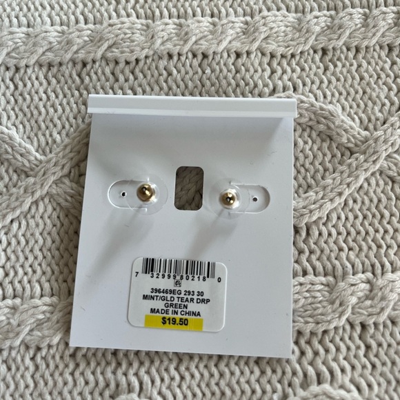 Style & Co Light Green Pierced Dangle Drop Earrings - Picture 7 of 8